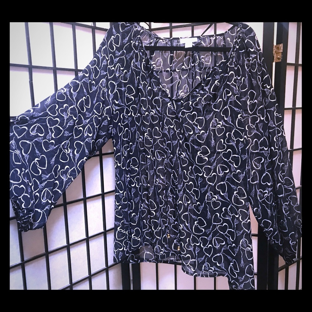 Sheer, navy and white heart print tunic top.